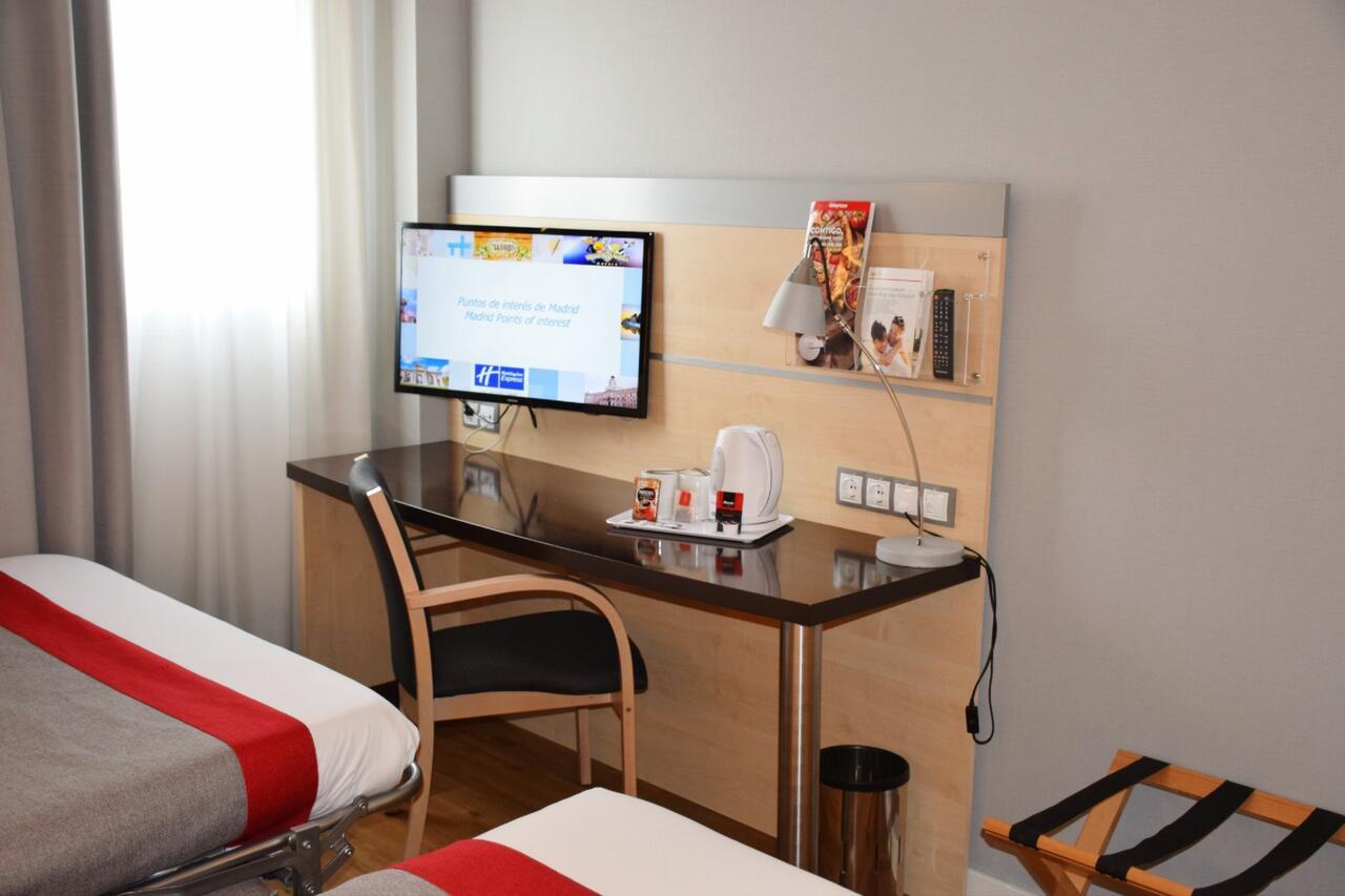 Hotel Holiday Inn Express Madrid-Rivas By Ihg Екстер'єр фото