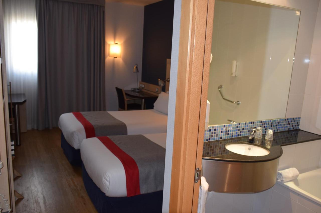 Hotel Holiday Inn Express Madrid-Rivas By Ihg Екстер'єр фото